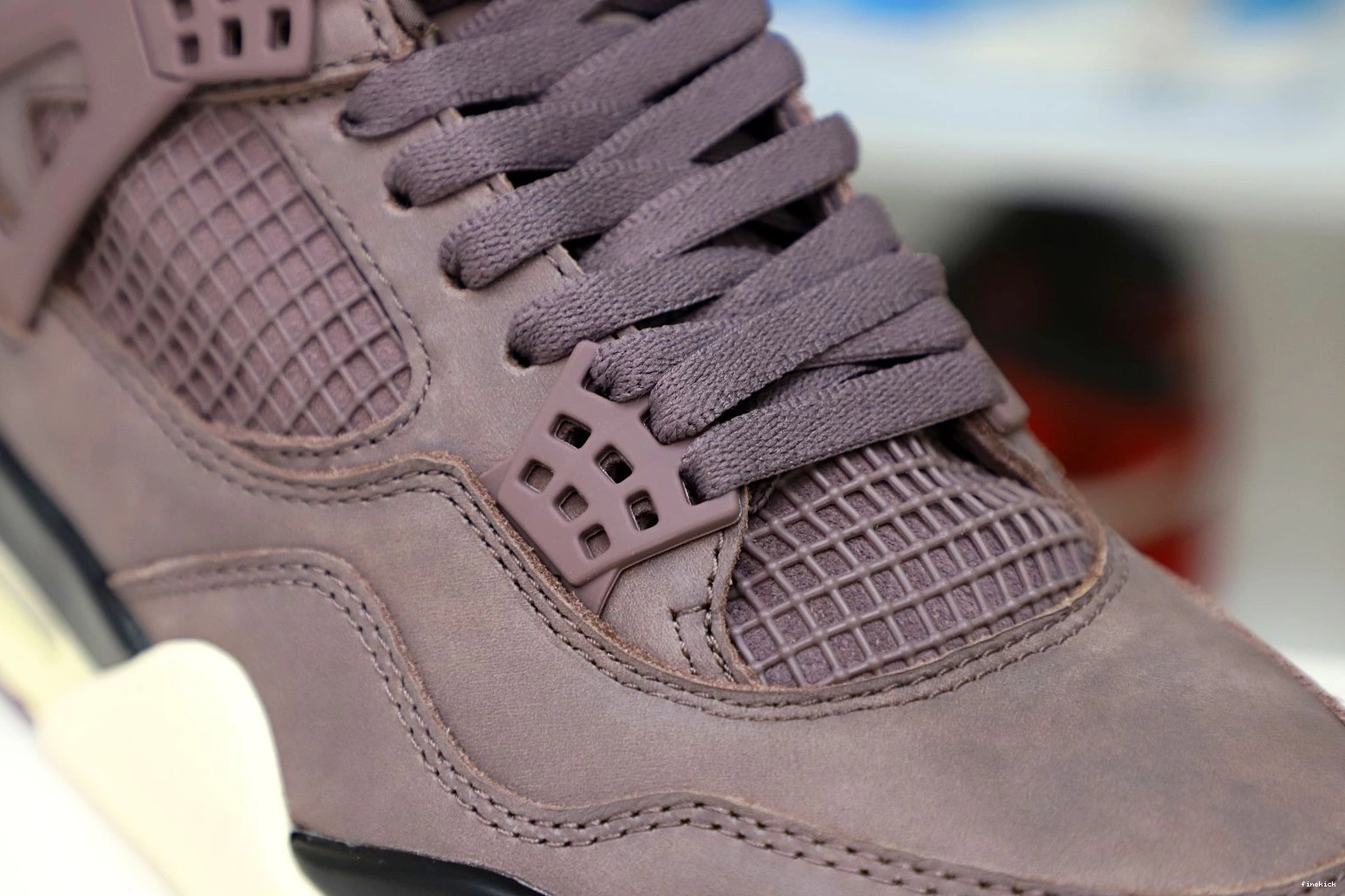 AIR 4 AM JORDAN 1102